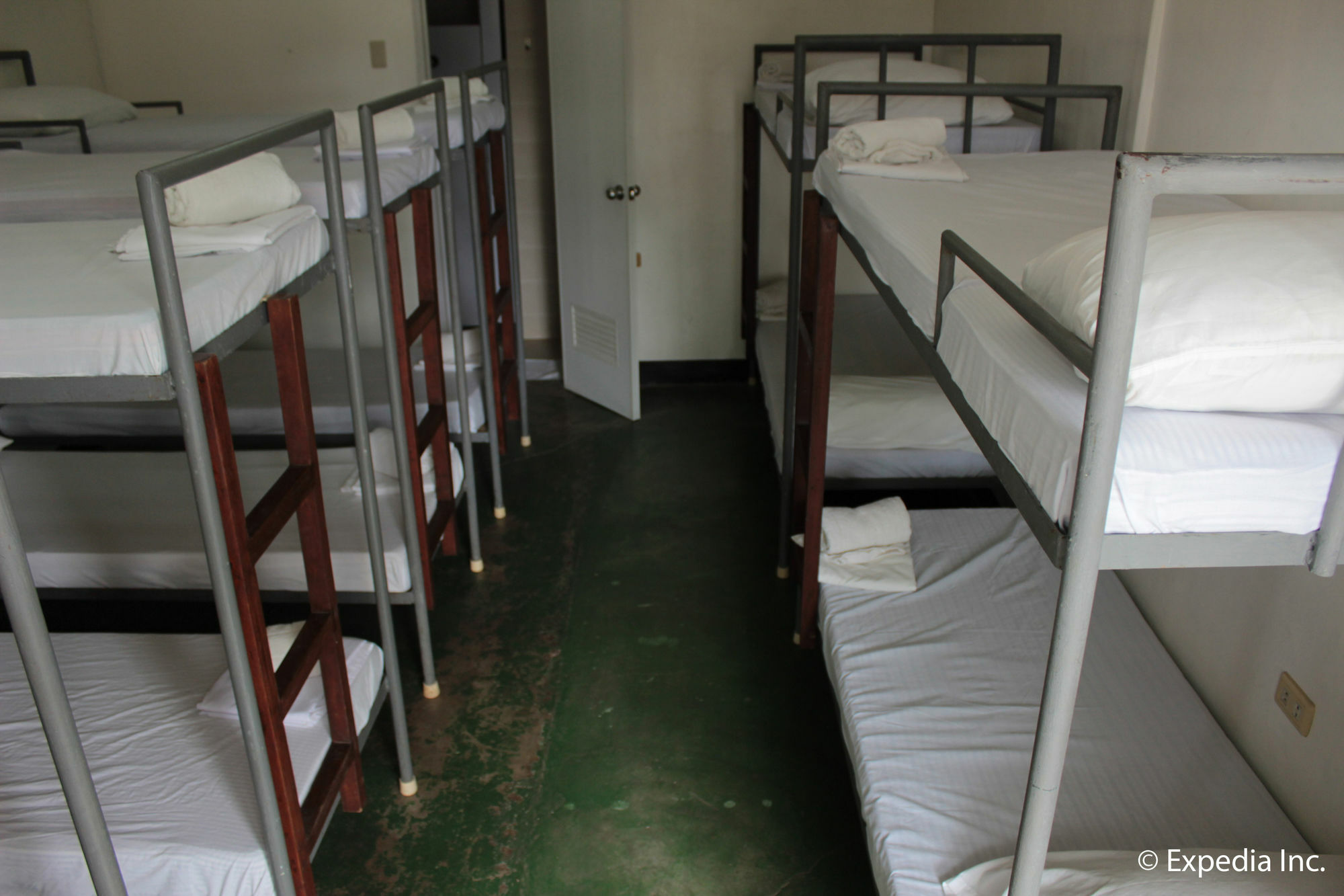 Reddoorz Plus Near Vigan Convention Center Ngoại thất bức ảnh