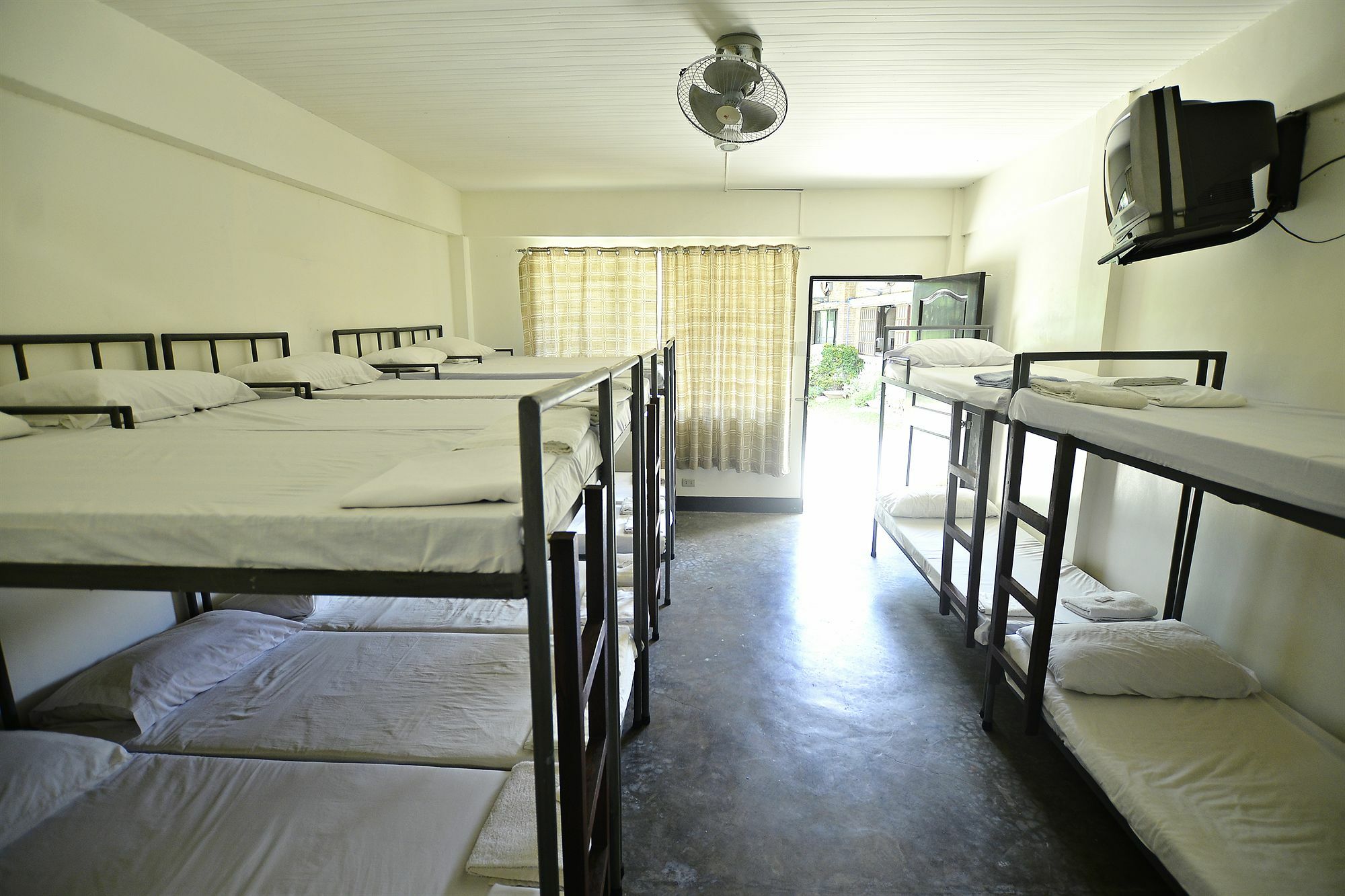 Reddoorz Plus Near Vigan Convention Center Ngoại thất bức ảnh
