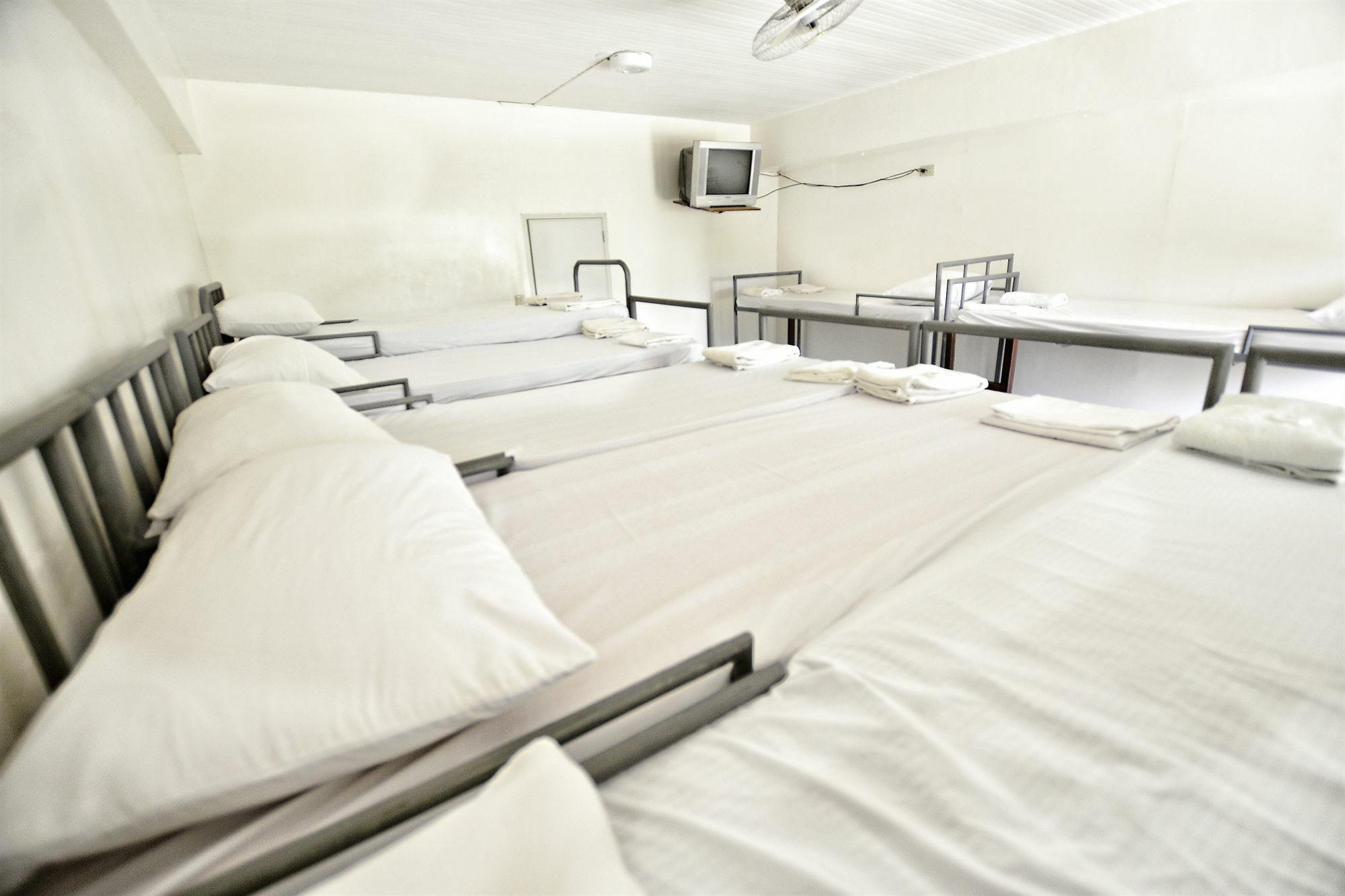 Reddoorz Plus Near Vigan Convention Center Ngoại thất bức ảnh